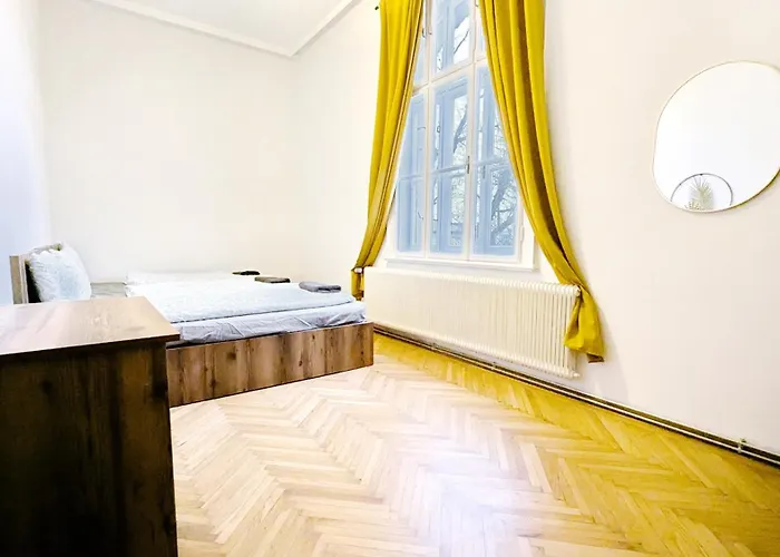 Spacious - 15 Min From Airport & Center, 5 Min From Main-bus Station Ez9 Viena