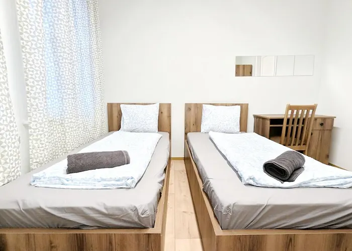 Spacious - 15 Min From Airport & Center, 5 Min From Main-bus Station Ez9 Viena