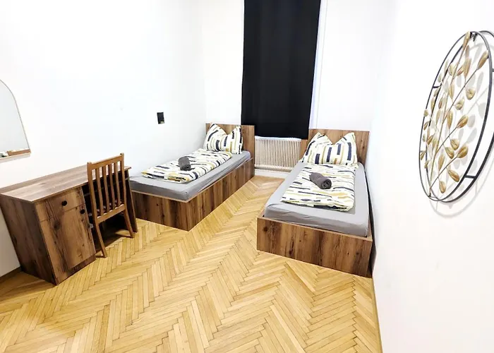 Spacious - 15 Min From Airport & Center, 5 Min From Main-bus Station Ez9 Viena